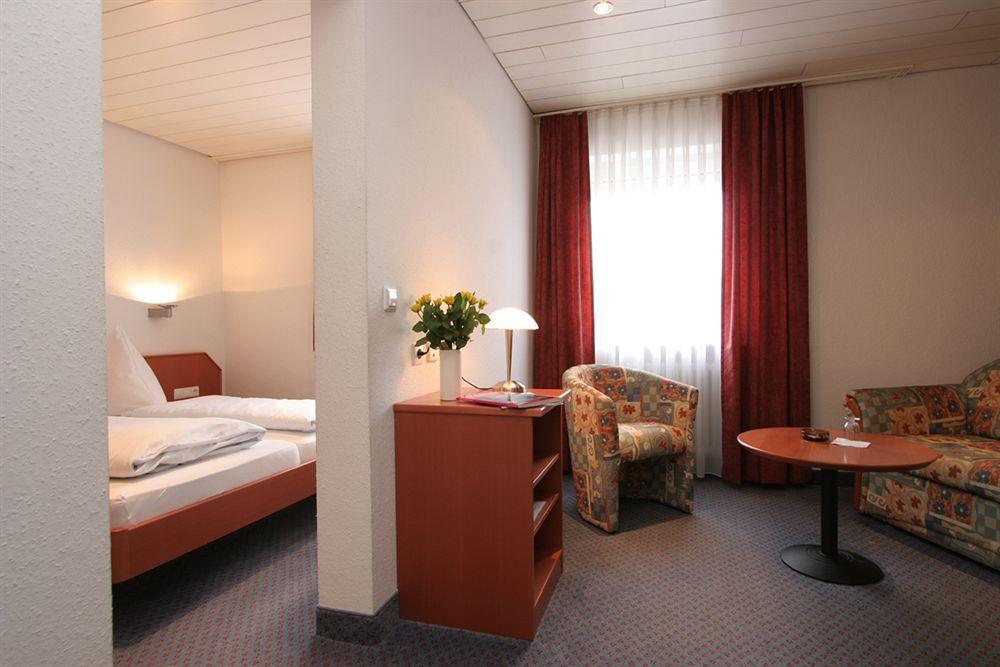Hotel Zeppelin - Das Original Friedrichshafen Bilik gambar